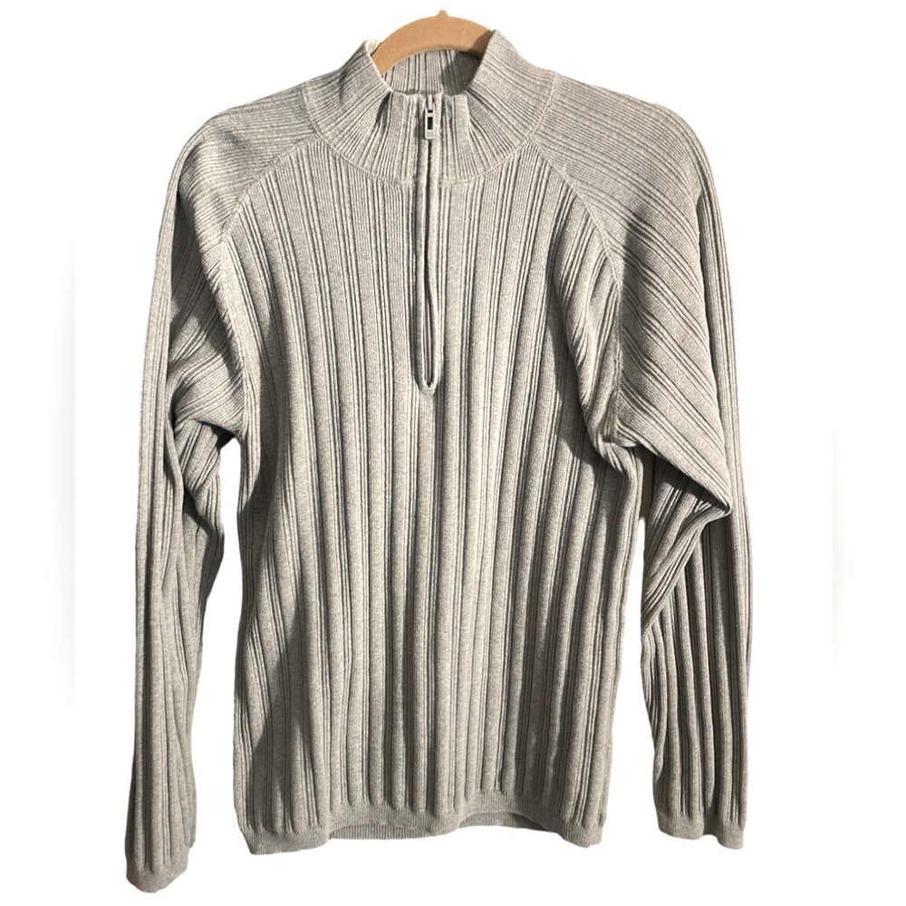 Mens XL DKNY 1/2 zip sweater.